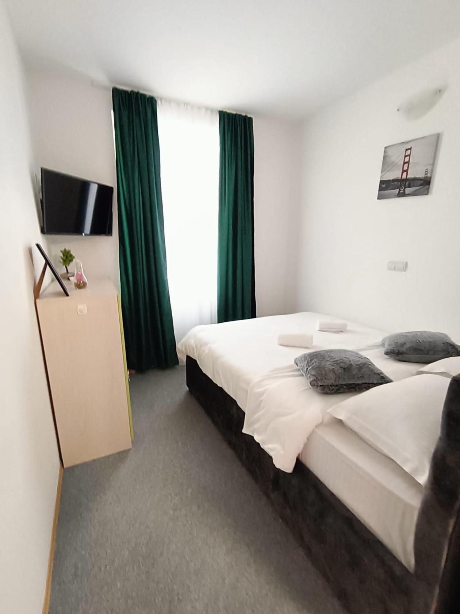 Apartamento Chic Boutique Dumbrava Sibiu Exterior foto